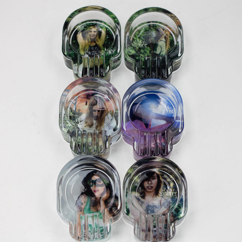 O Skull glass ashtray Box of 6