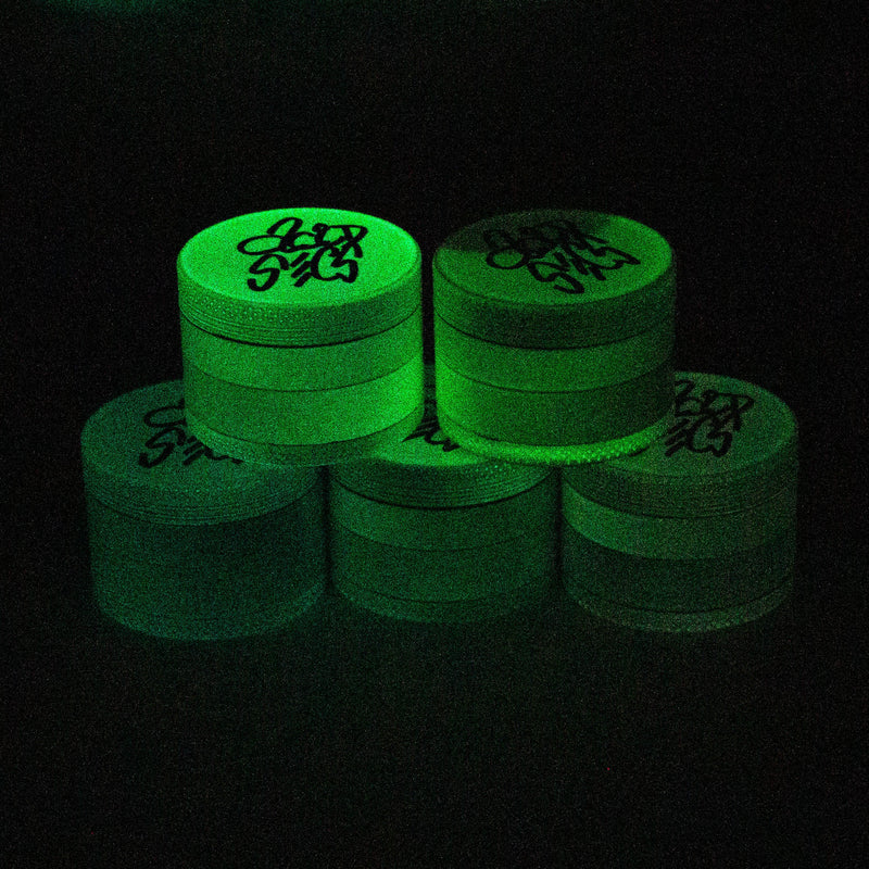 O Acid Secs 4 parts 50mm Glow-in-the-Dark metal herb grinder