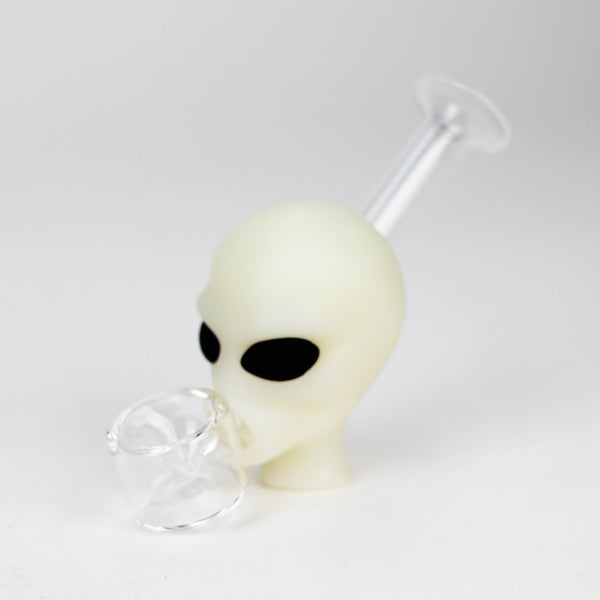 O 4" Alien hand pipe glow in the dark [YS-096]