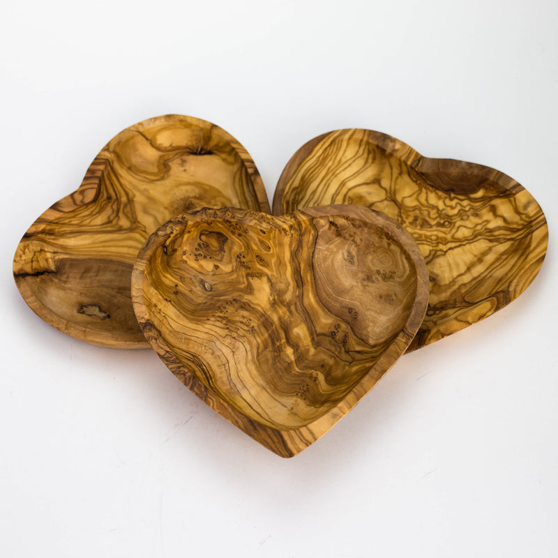 O VOW | Olive Wood Heart Rolling Tray/Smoker's Gift