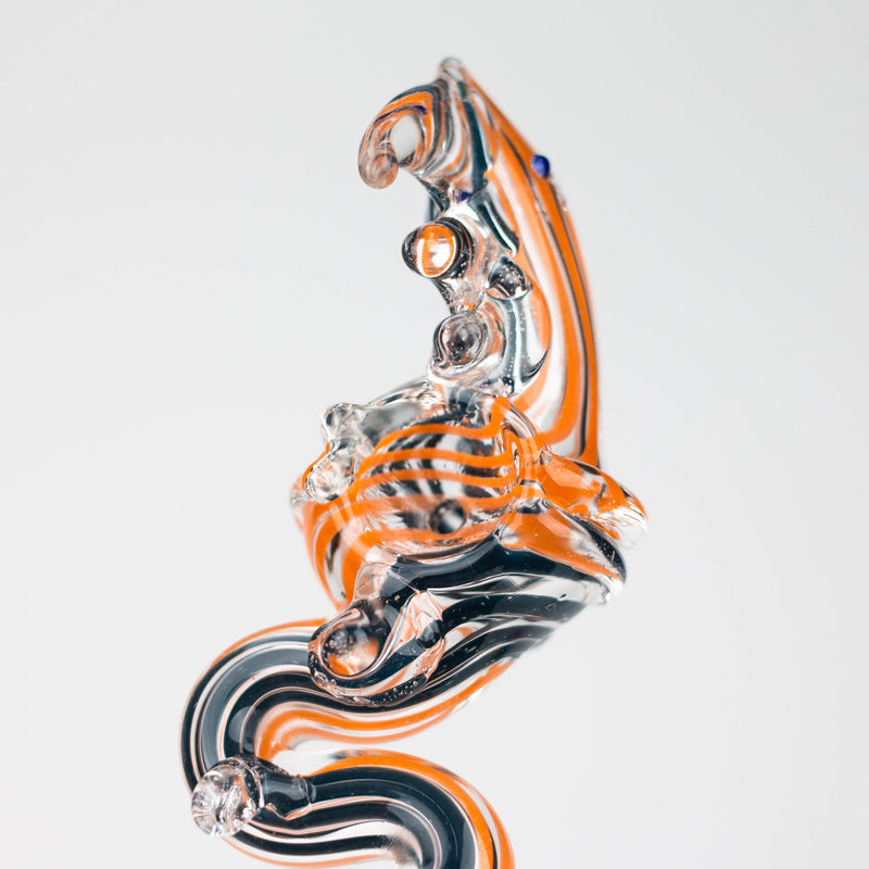 O 7" Dragon shape insideout pipe [PIP978]