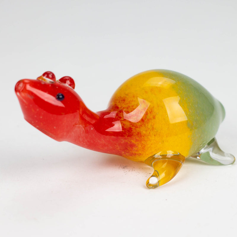 O 4" Turtle Shape Rasta insideout pipe [PIP976]