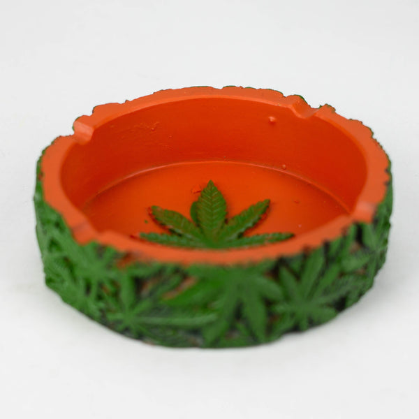 O Green Leaf Resin Ashtray [RT-42]