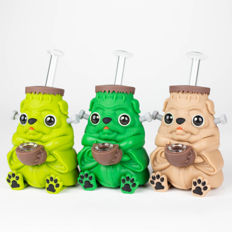 O Zombie pugs water pipe