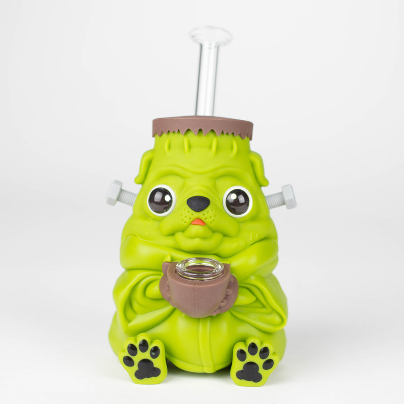 O Zombie pugs water pipe