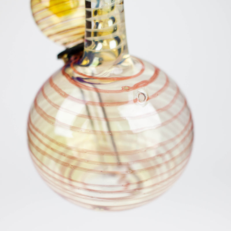 O 6" changing color glass bong