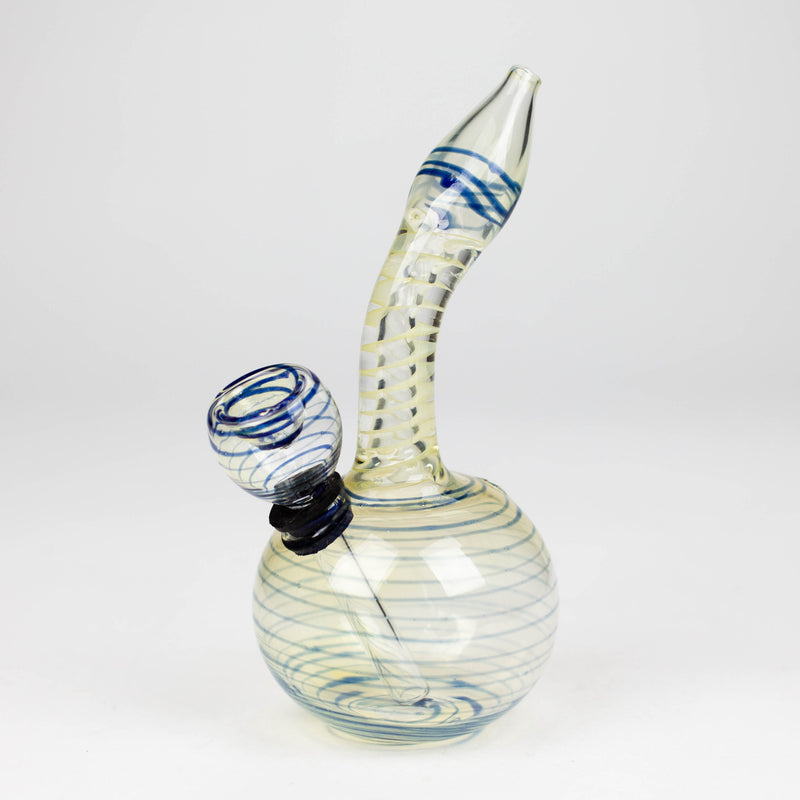 O 6" changing color glass bong