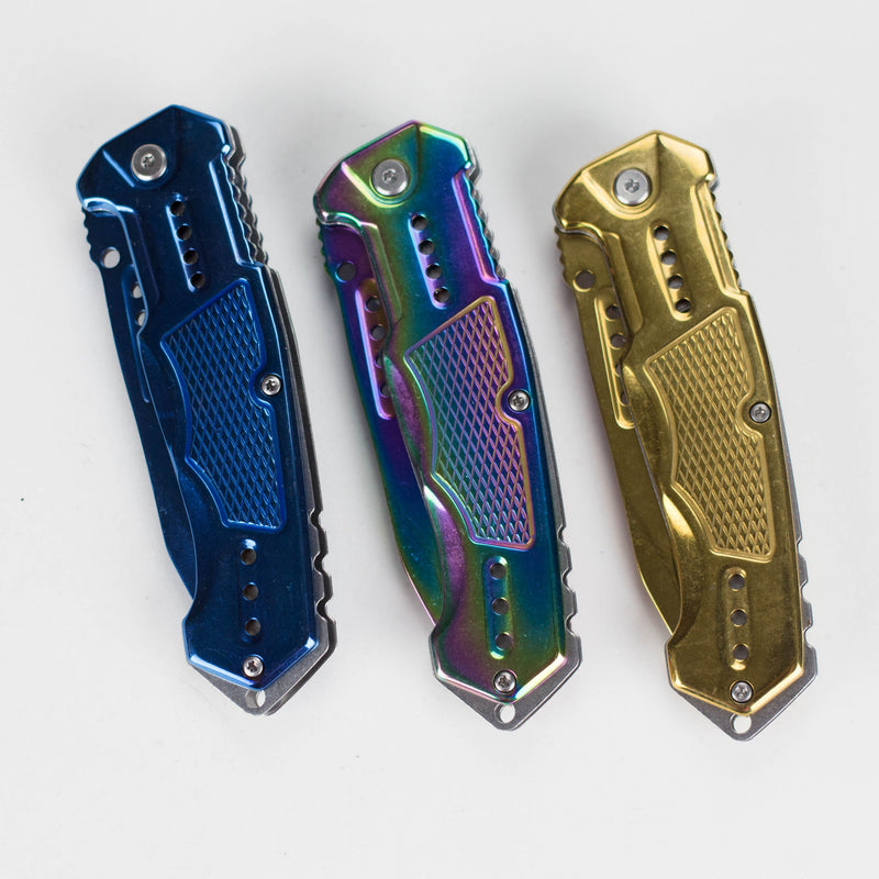 O LuxeBlade Foldable Pocket Knife