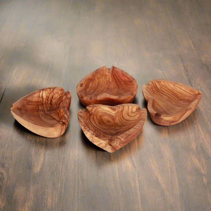 O VOW | Olive wood Heart shaped ashtray