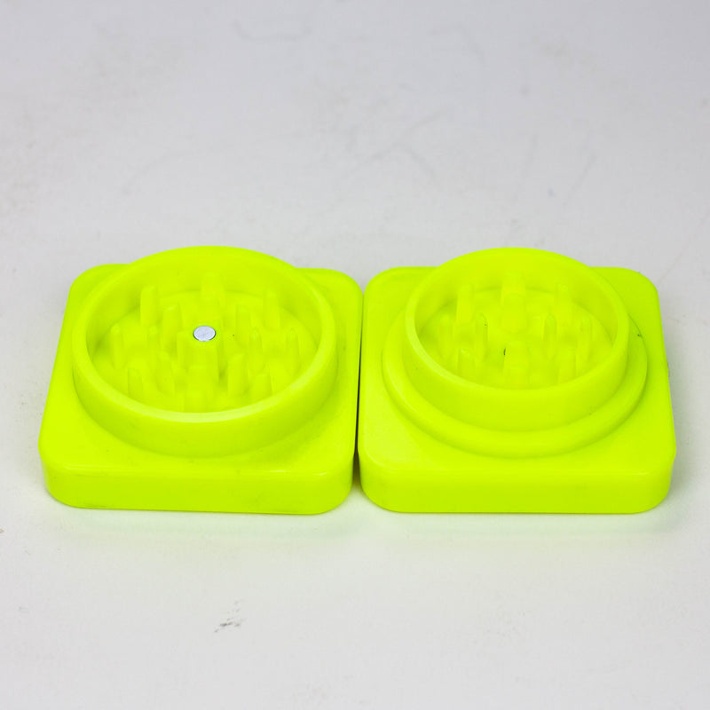 O Square 2 Part plastic Grinders Box of 12