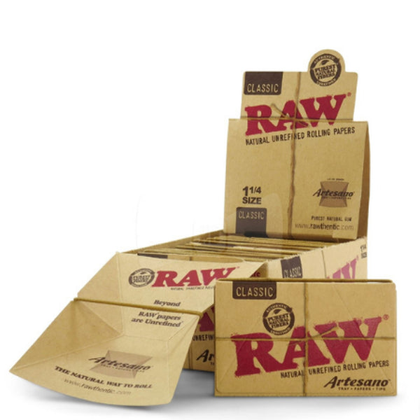 RAW Artesano 1 1/4 Papers with Tips and Tray 15ct